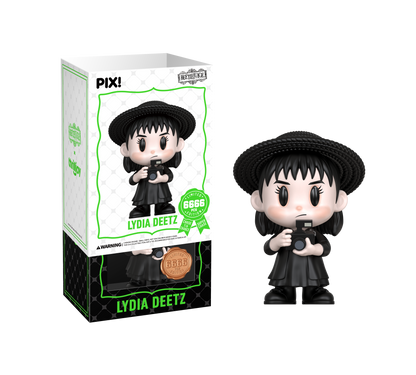 PIX! Lydia Deetz